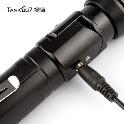 TANK007探客KC70吸磁轉角執勤維修巡檢XM-L2LED工作手電筒